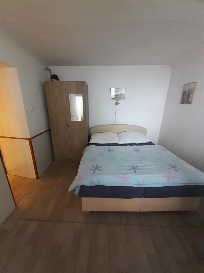 Penzion Fontána Mikulov Esterno foto